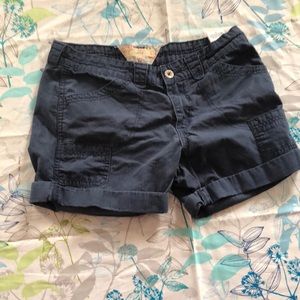 ✨Levi’s Shorts✨Size 8✨